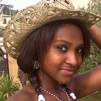 Profil de Kahena, 36 ans, Cougar sex à Intschi (Uri)