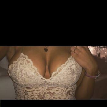 Profil de Lily-jeanne, 45 ans, Cougar sex à Grône (Valais)